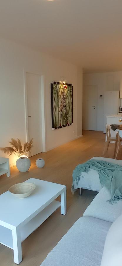 Apartment With Private Pool Split Exteriör bild